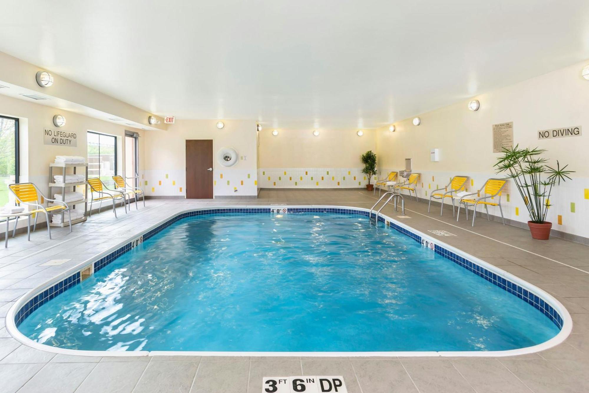 Fairfield Inn & Suites Спрингфилд Экстерьер фото